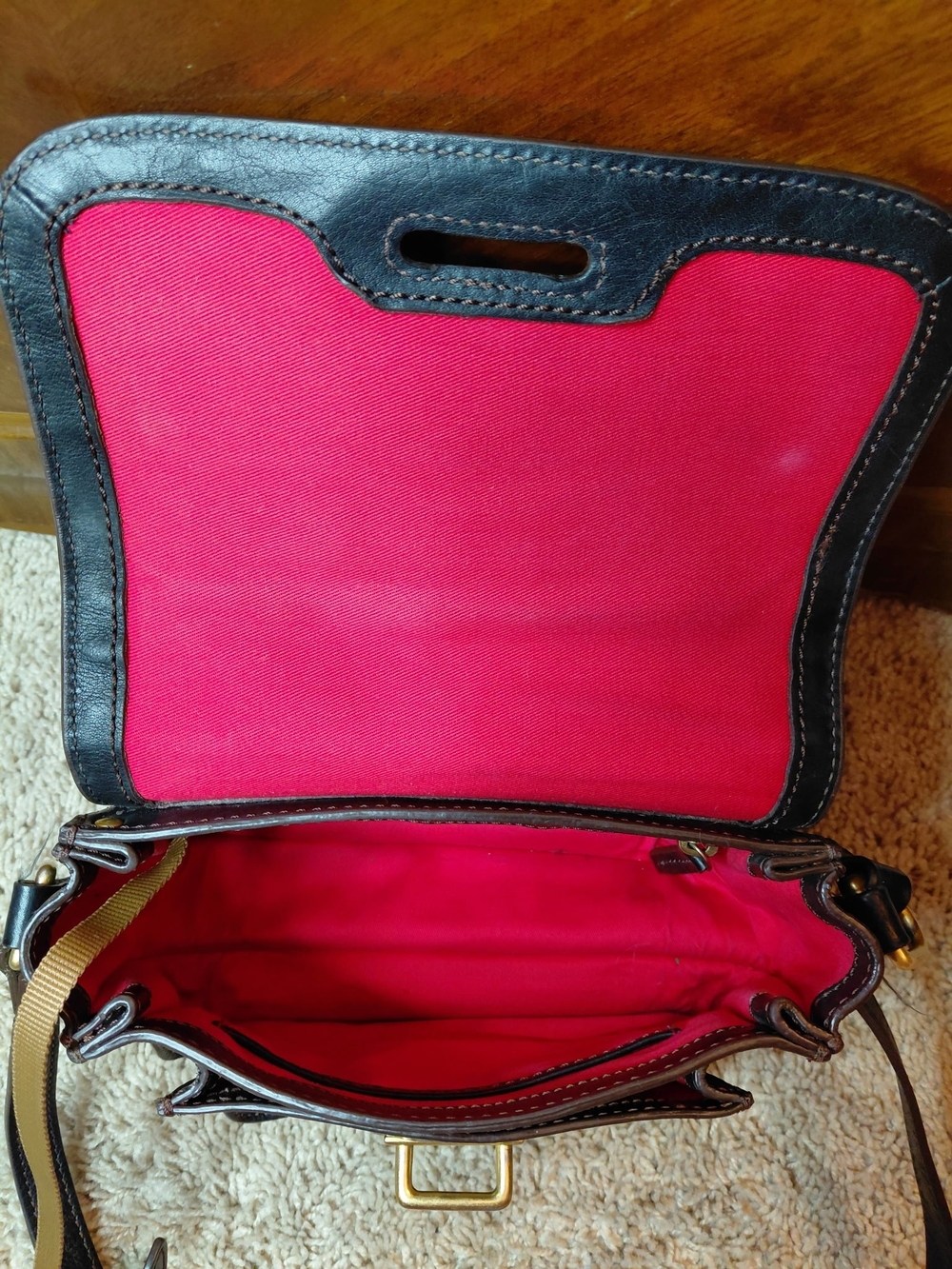 Dooney & Bourke Florentine Crossbody Bag - Picture 4 of 6
